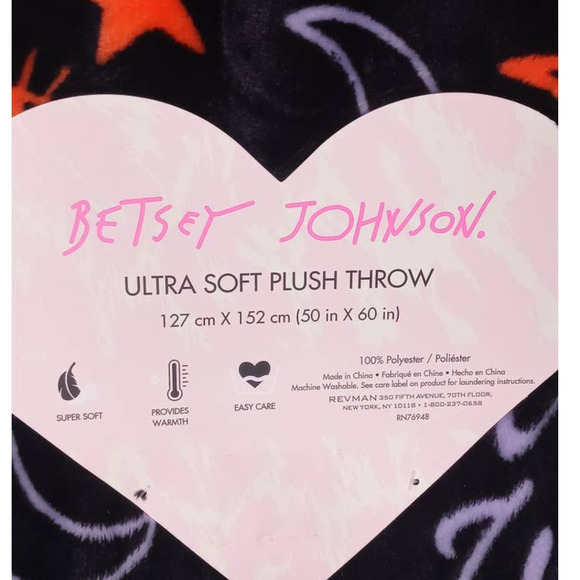 Betsey Johnson Witch Way Halloween Throw 50" x 60" - New - Picture 3 of 4